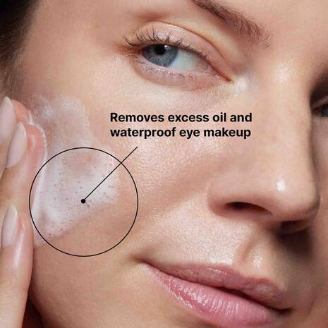 Simply Clean: Our Best Cleanser for Oily Skin